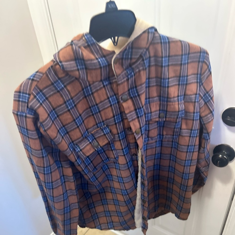Hooded flannel shirt jacket.